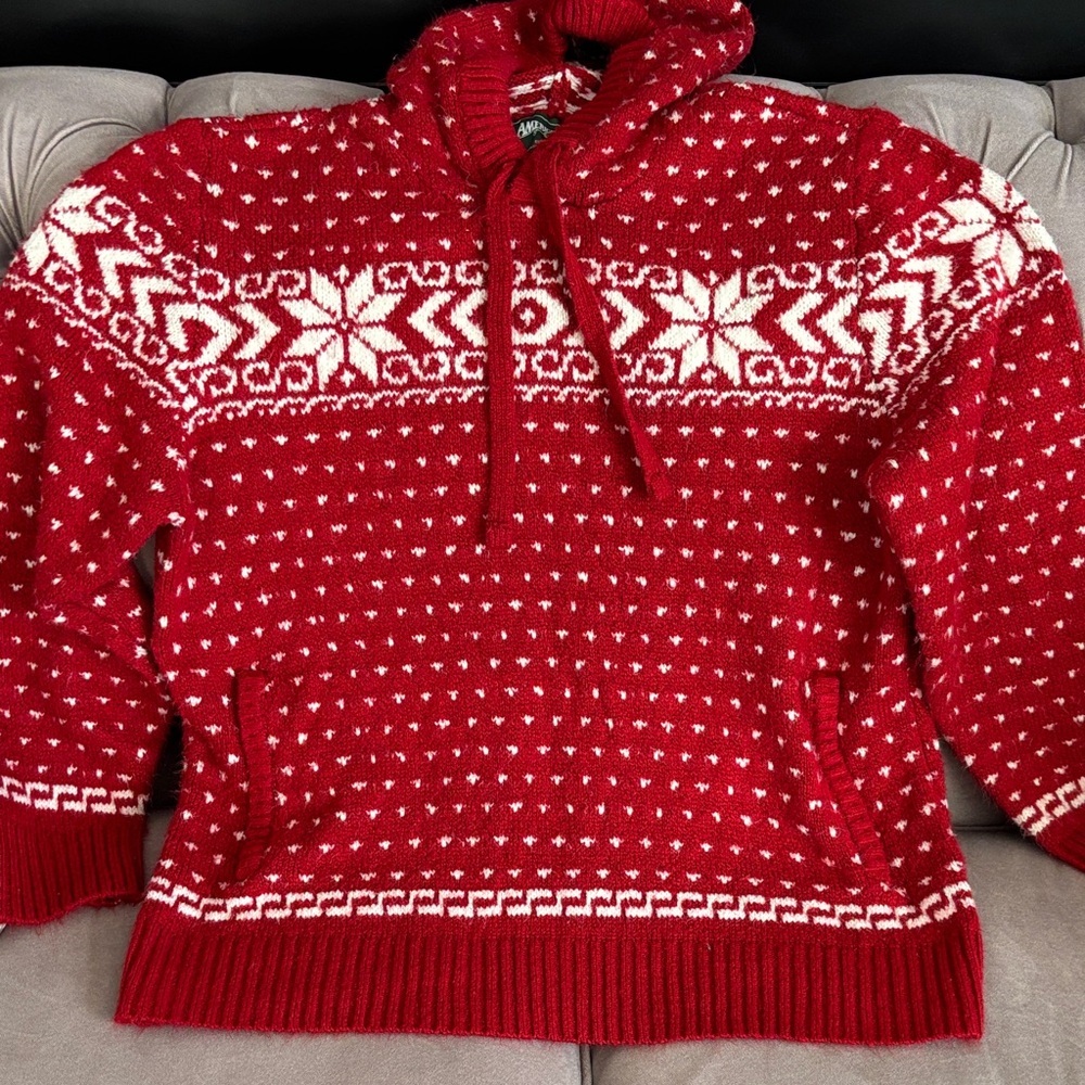 American Eagle Outfitters Festive Red and White Knit Sweater